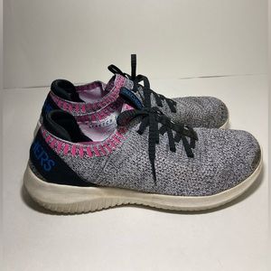 Skechers Stretch Air Cooled Memory Foam Shoes